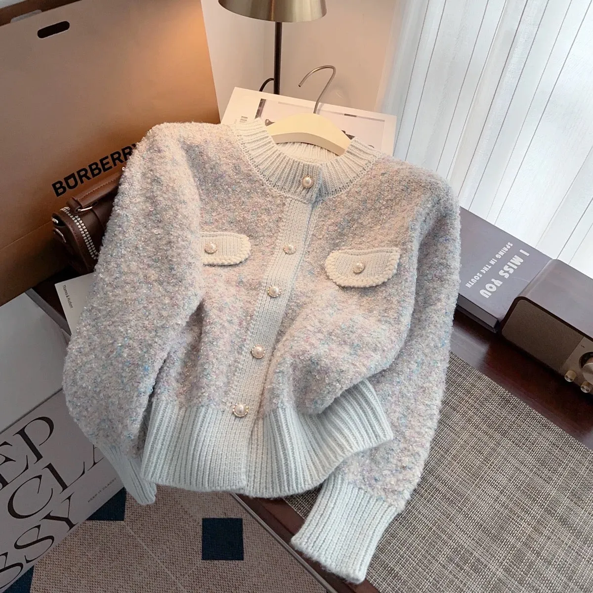 Recommended by Nancy Cici for her own use ~ Xiaoxiangfeng contrasting color sweater jacket thickened gentle knitted cardigan for