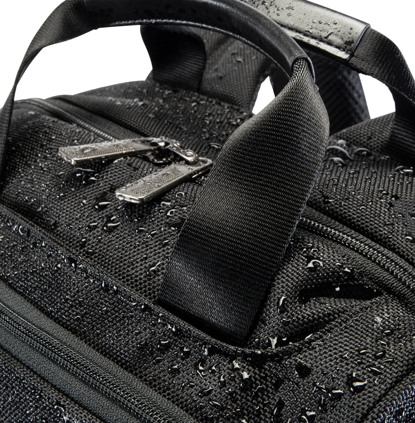 Ricardo Beverly Hills  Flight Essentials Softside Deluxe Backpack