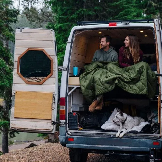 Rumpl Solid Puffy Blanket - Cypress Green