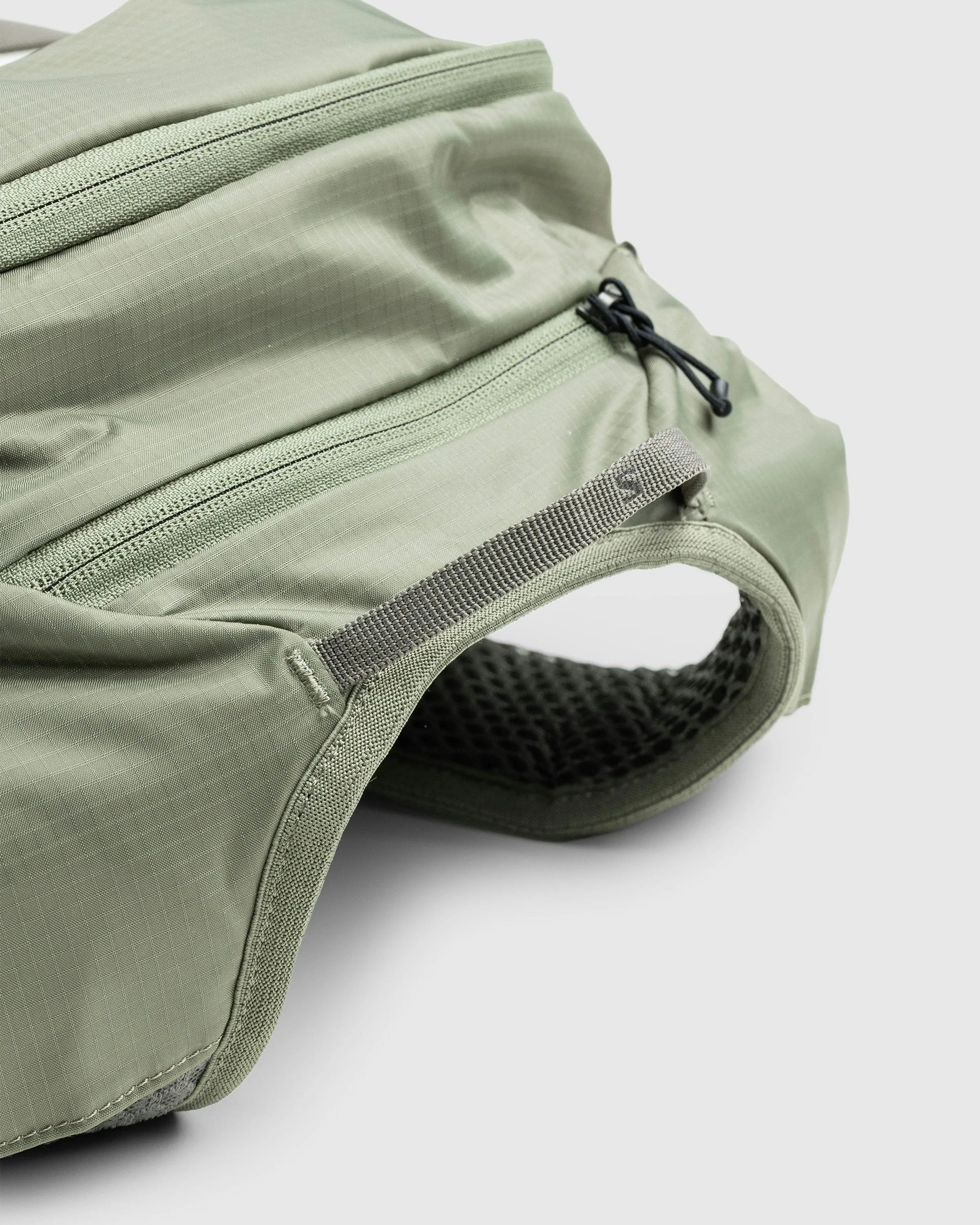 Salomon x PAS NORMAL STUDIOS – XT 20 Bag | Highsnobiety Shop