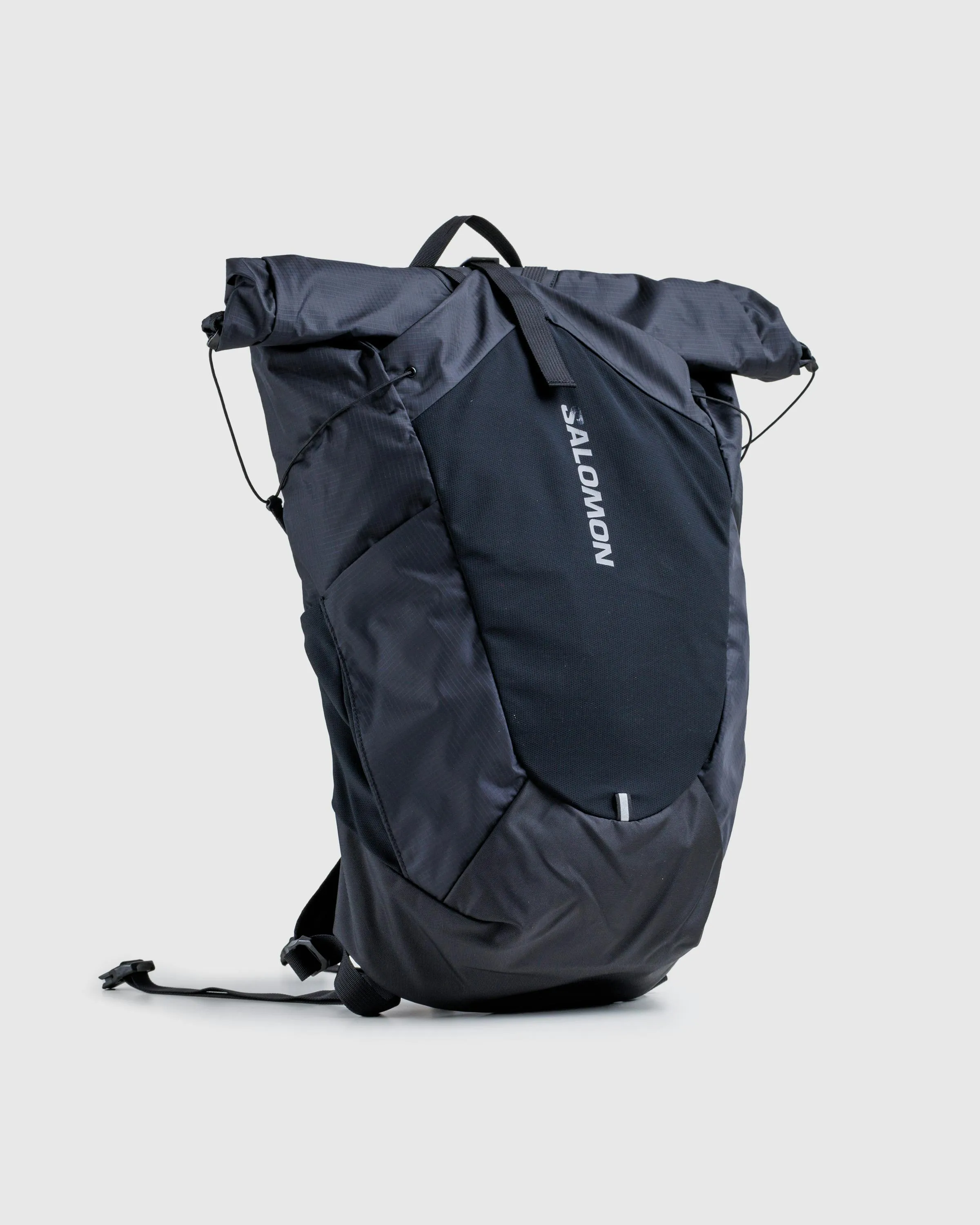 Salomon – ACS Daypack 20 Black | Highsnobiety Shop