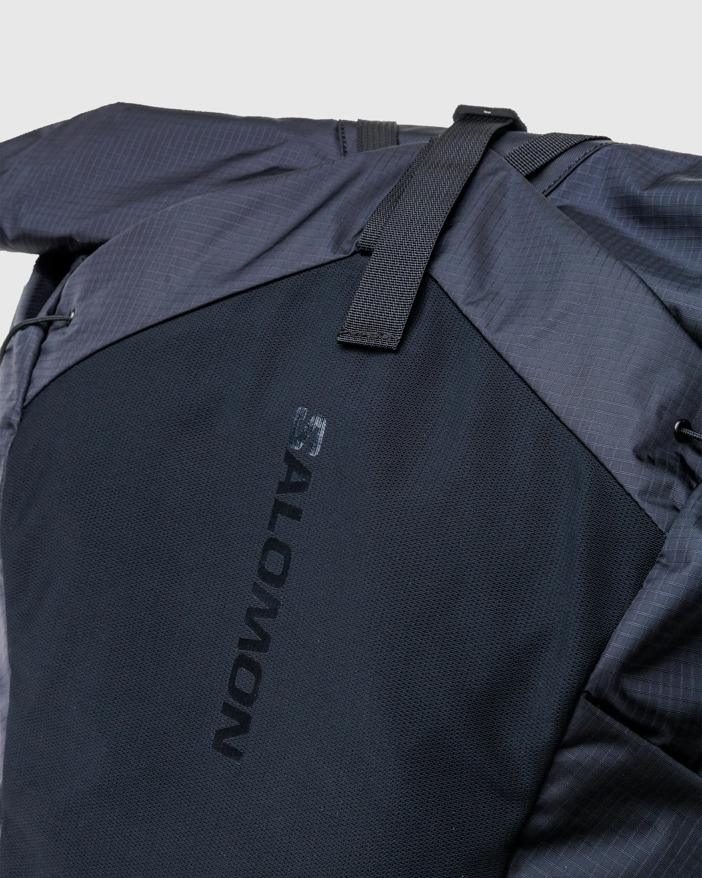 Salomon – ACS Daypack 20 Black | Highsnobiety Shop