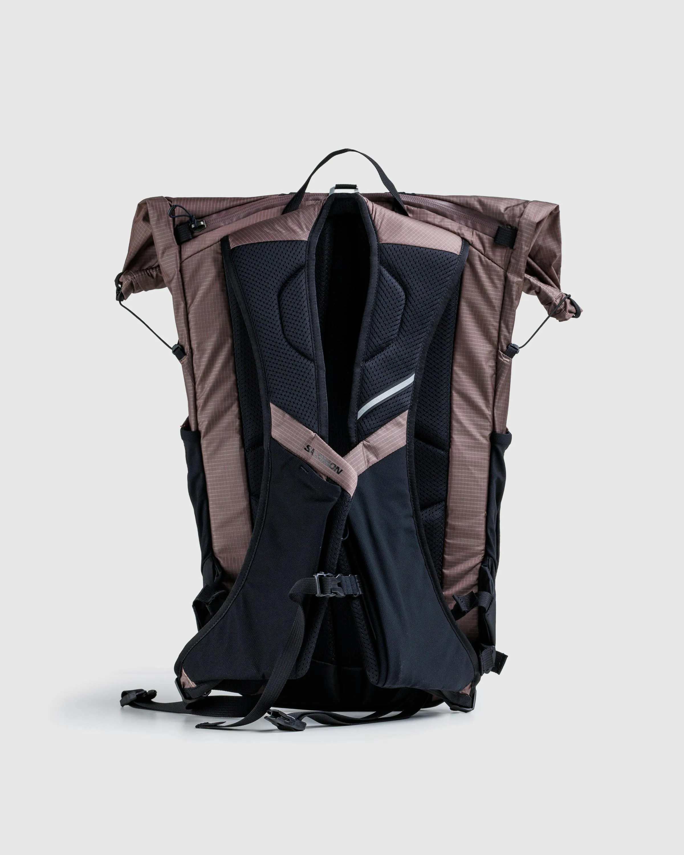 Salomon – ACS Daypack 20 Iron | Highsnobiety Shop