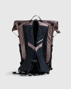 Salomon – ACS Daypack 20 Iron | Highsnobiety Shop