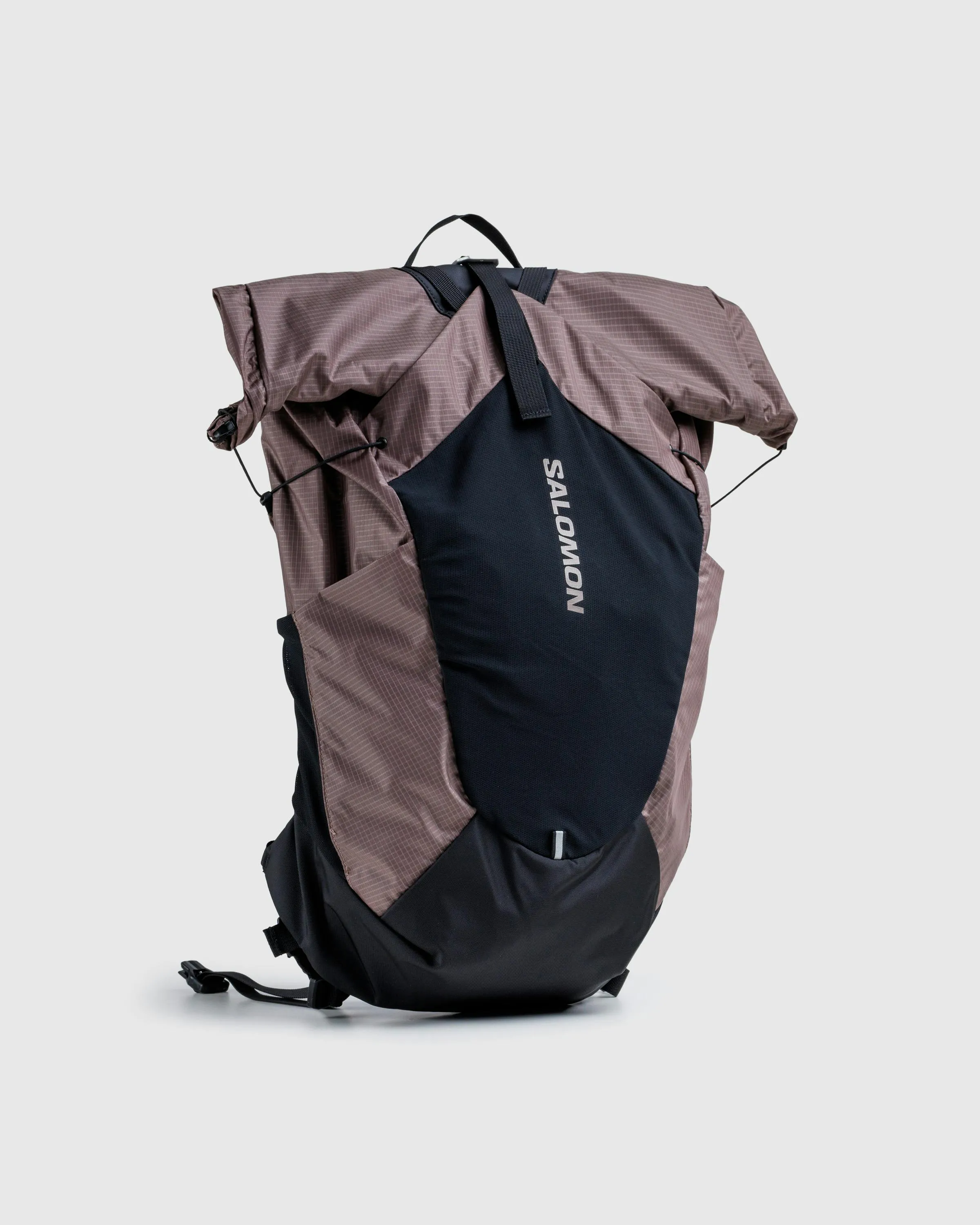 Salomon – ACS Daypack 20 Iron | Highsnobiety Shop