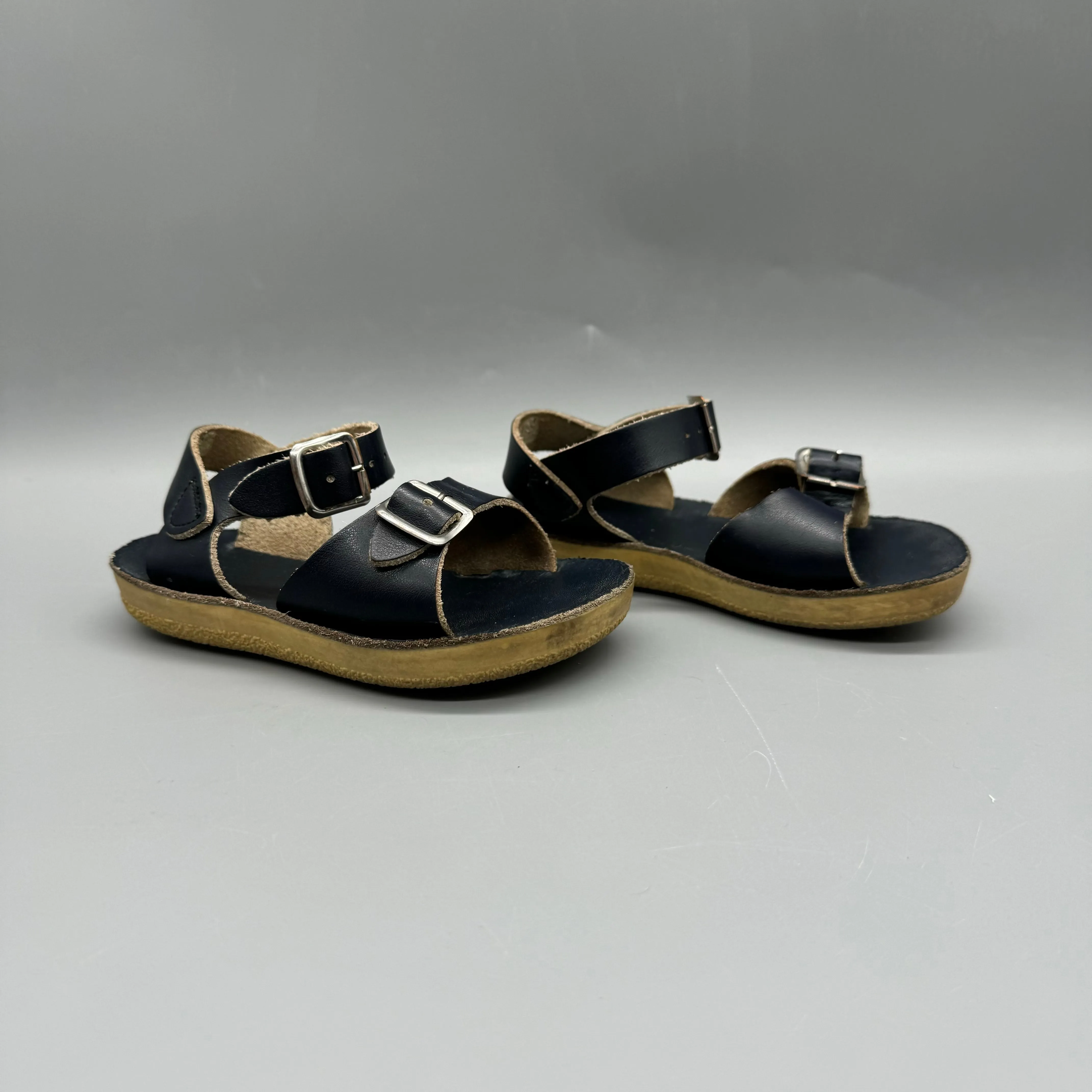 Salt Water / Sun-San Surfer sandals / US7