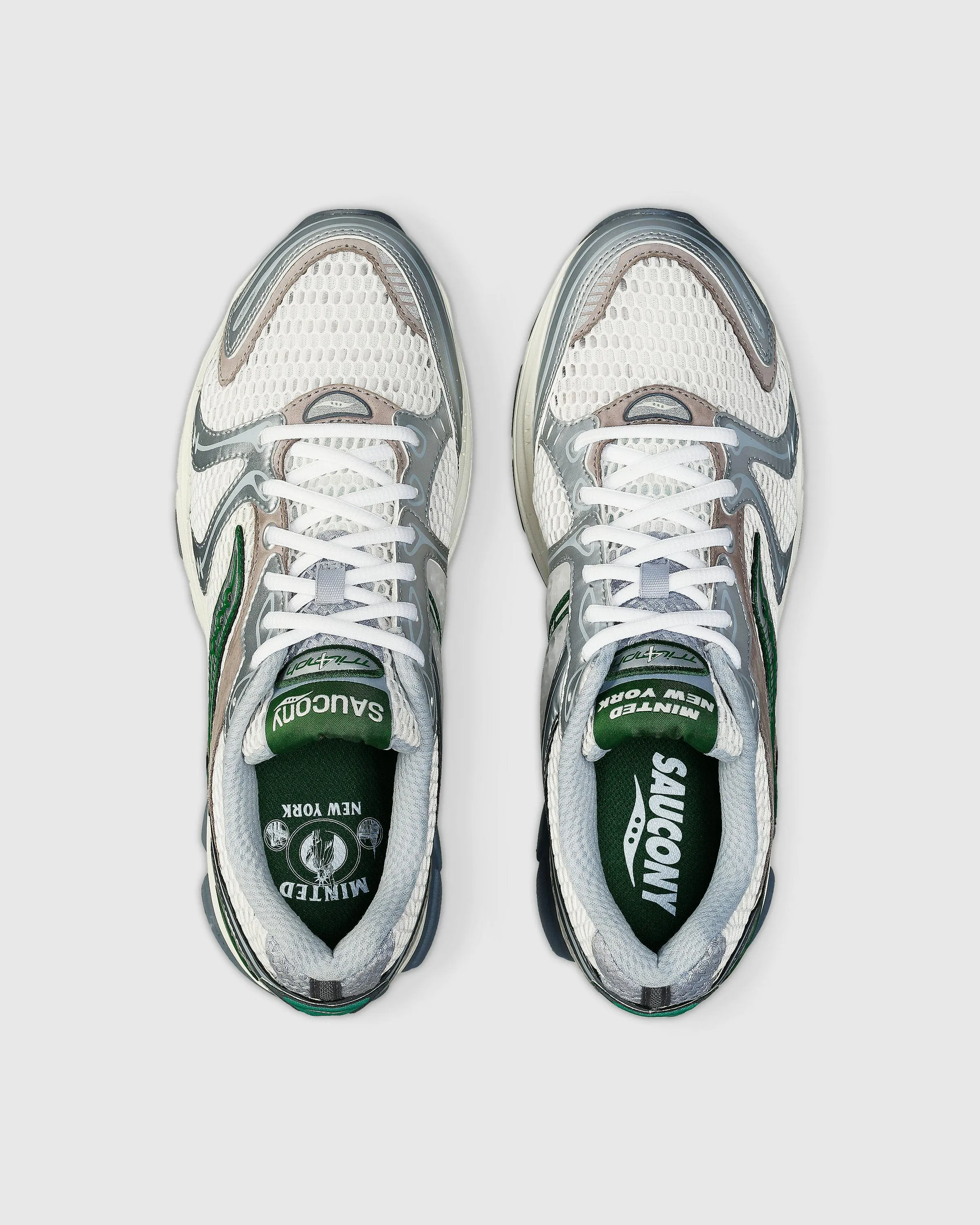 Saucony x Minted – ProGrid Triumph 4 Cream/Green | Highsnobiety Shop