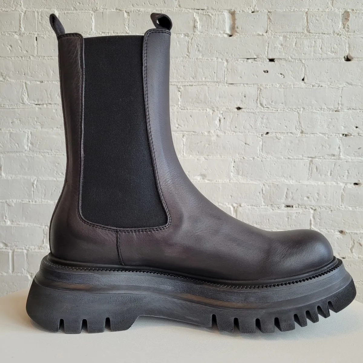Scrambler Chelsea Boot - Black