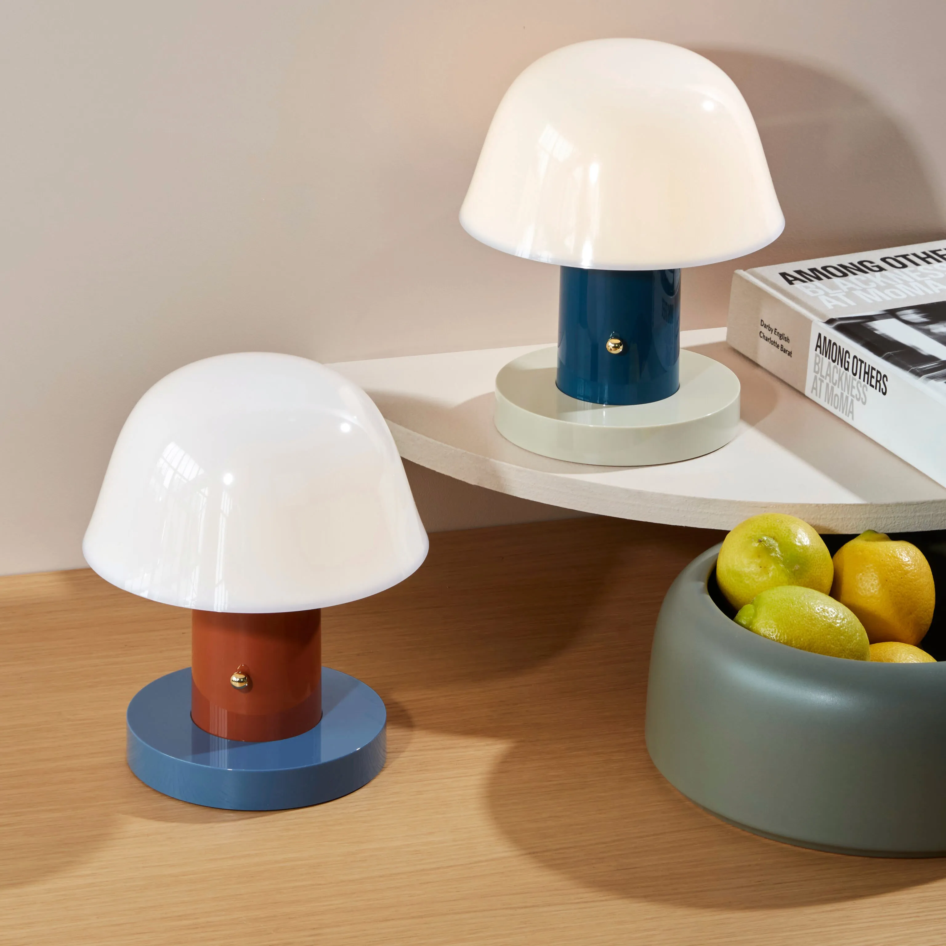 Setago Portable Table Lamp