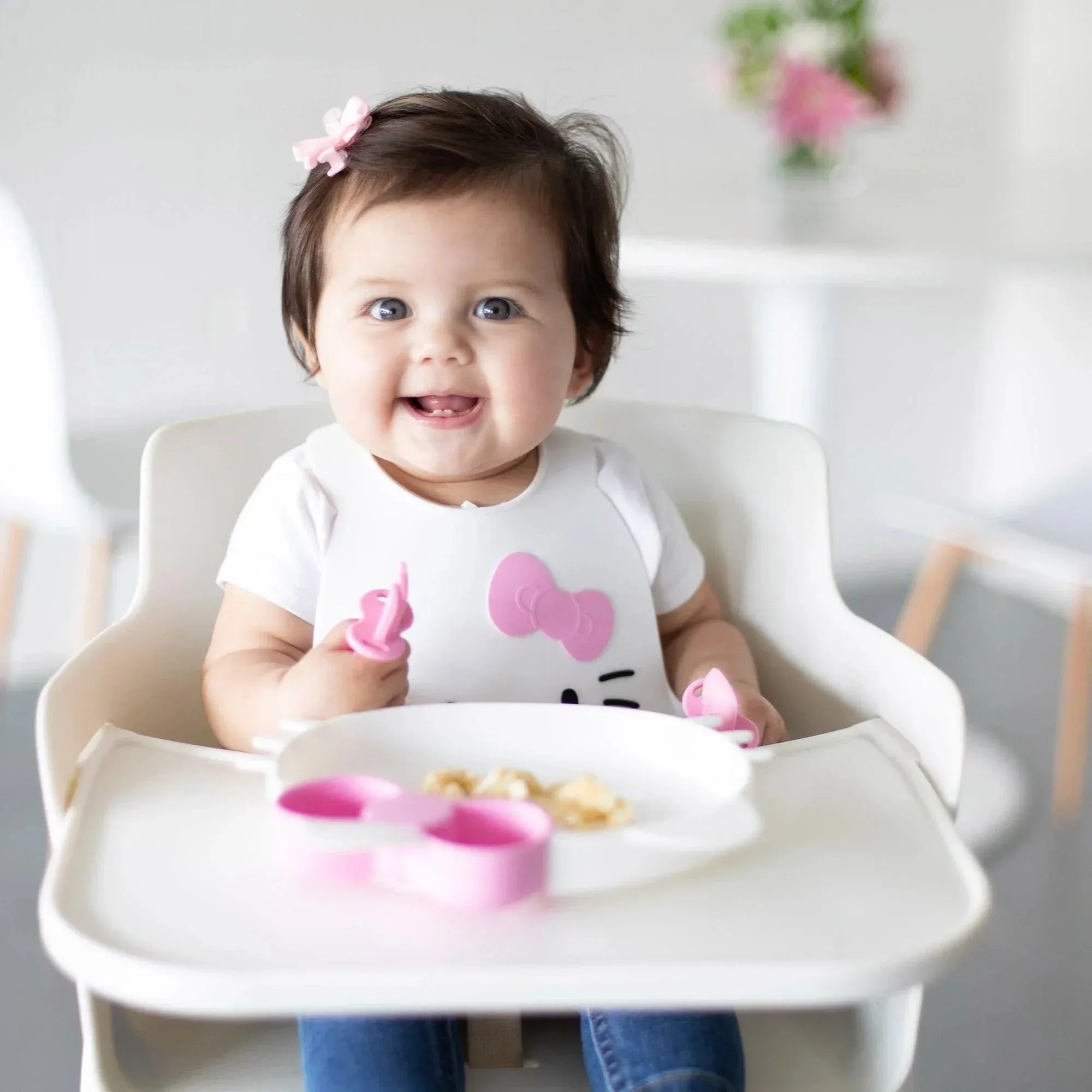 Silicone Bib: Hello Kitty