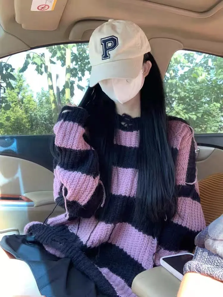 Striped tassel ripped sweater for women in autumn and winter, small design, niche Korean style, gentle and lazy style knitted to