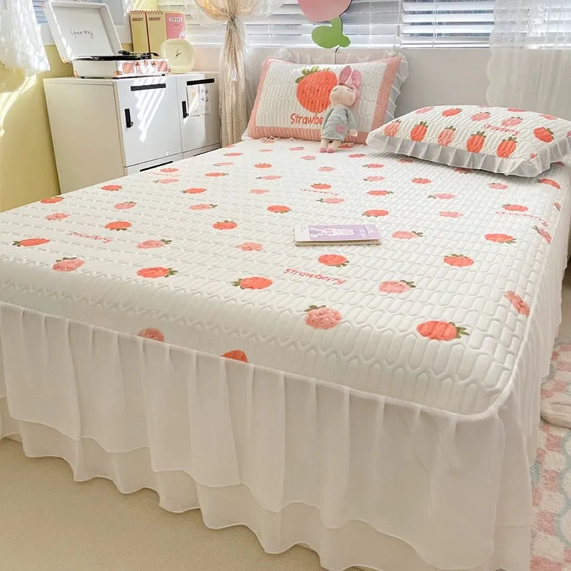 Summer printed bed skirt latex ice silk mat three-piece set princess style bed sheet air conditioning mattress mat machine washa