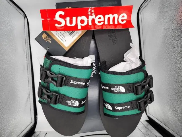 Supreme x the north face trekking sandals