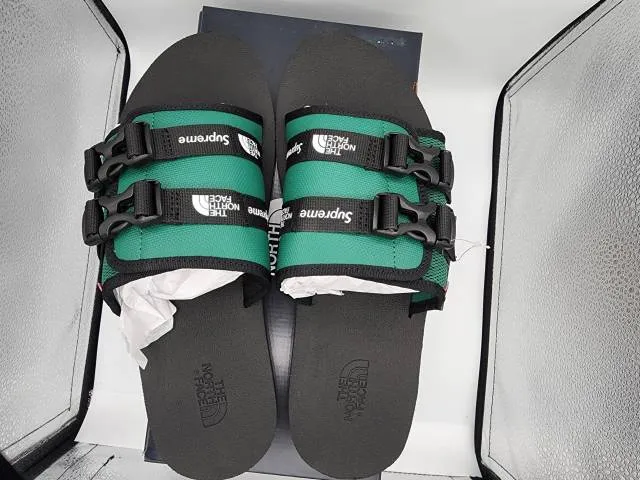 Supreme x the north face trekking sandals