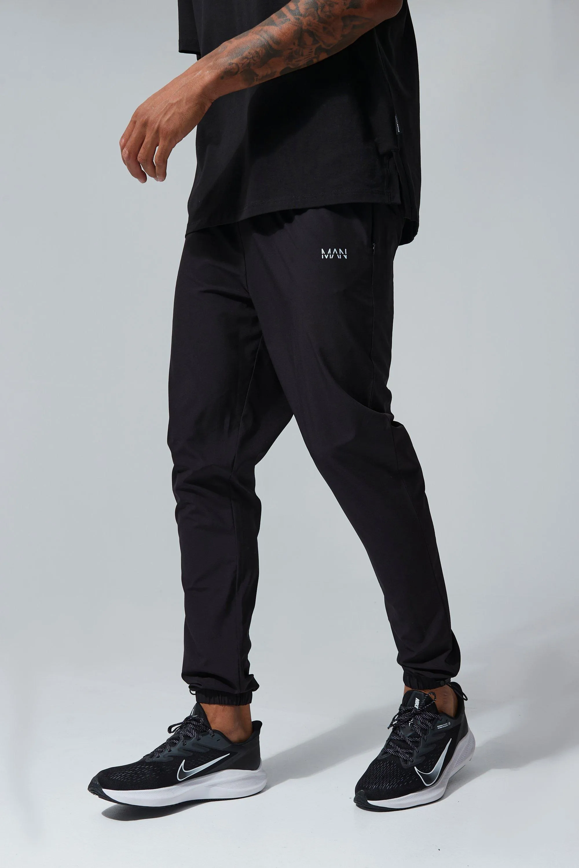 Tall Man Active Stretch Cargo Joggers With Deep Cuff | boohooMAN UK