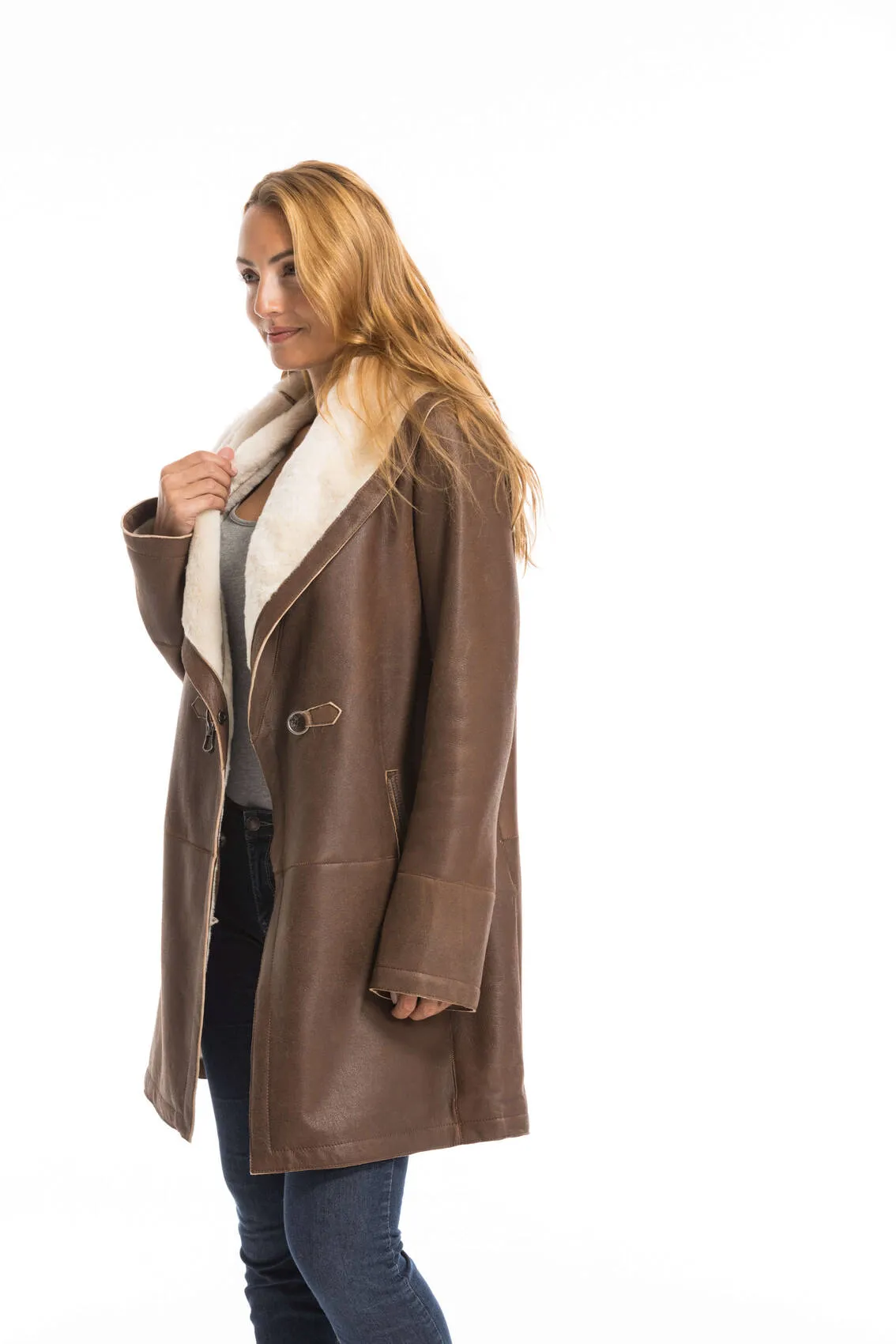 Three quarter sheep brown light brown 96990