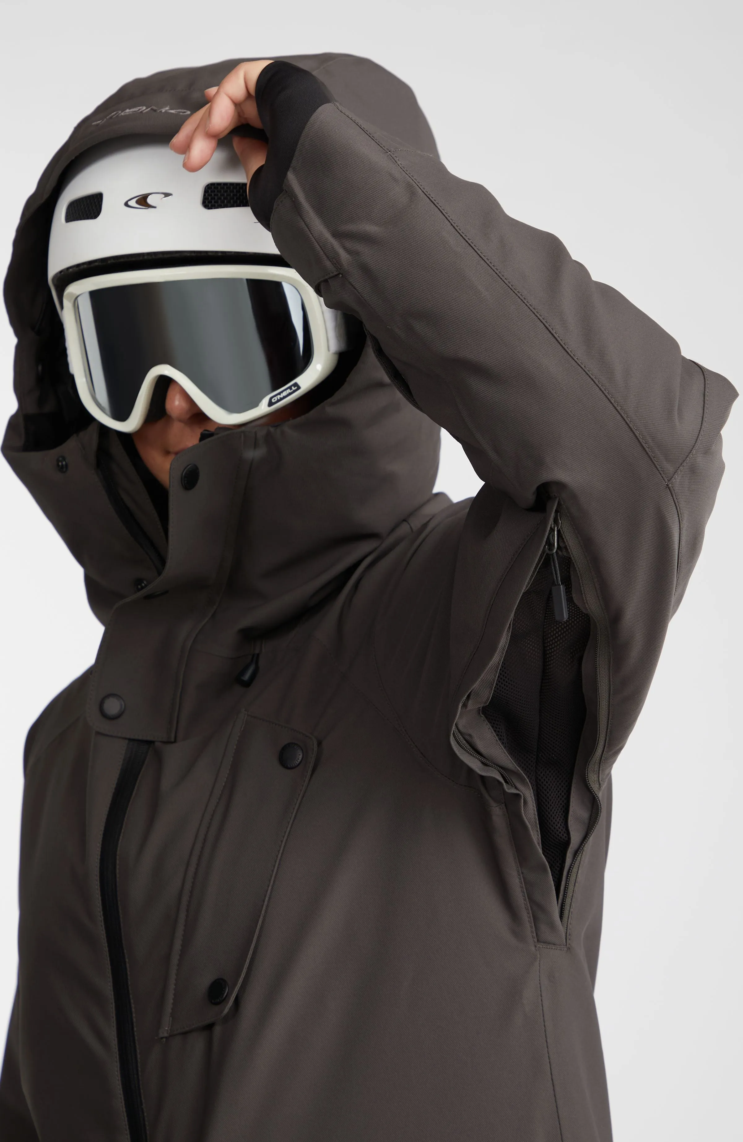 Total Disorder Snow Jacket | Raven