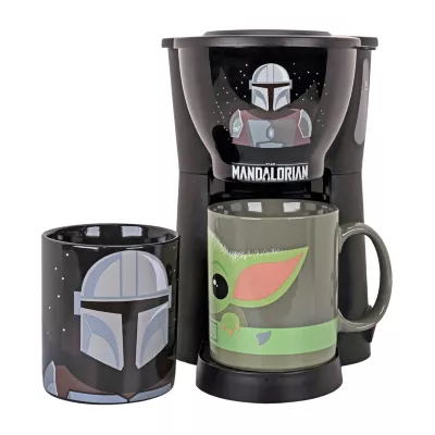 Uncanny Brands Star Wars The Mandalorian & Baby Yoda Single Cup Coffee Maker Gift Set With 2 Mugs