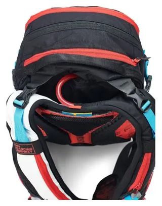 USWE Backpack with Back Protector / Pow 16 Black
