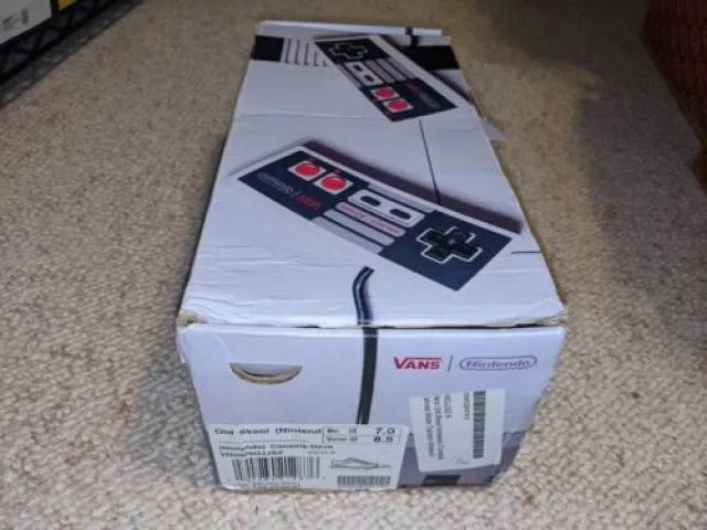 Vans x Nintendo Old Skool Console Grey Dove NES Print Si...