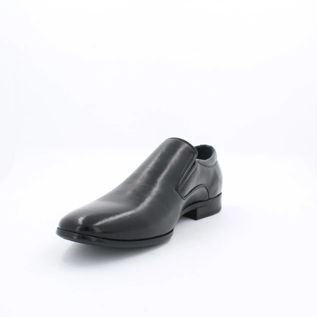 VEEORI LOAFERS - BLACK