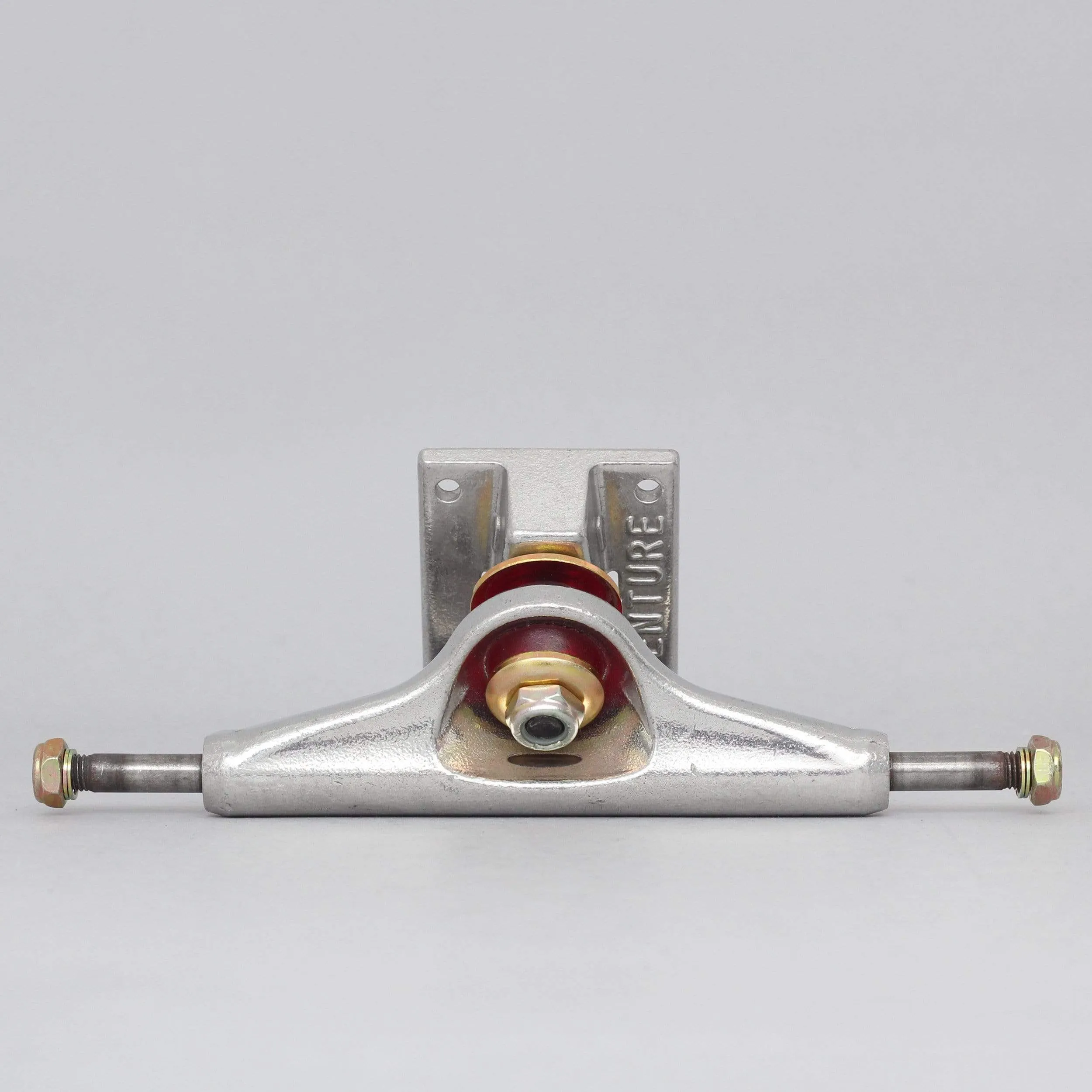 Venture 5.25 Low Skateboard Trucks Polished Red Logo