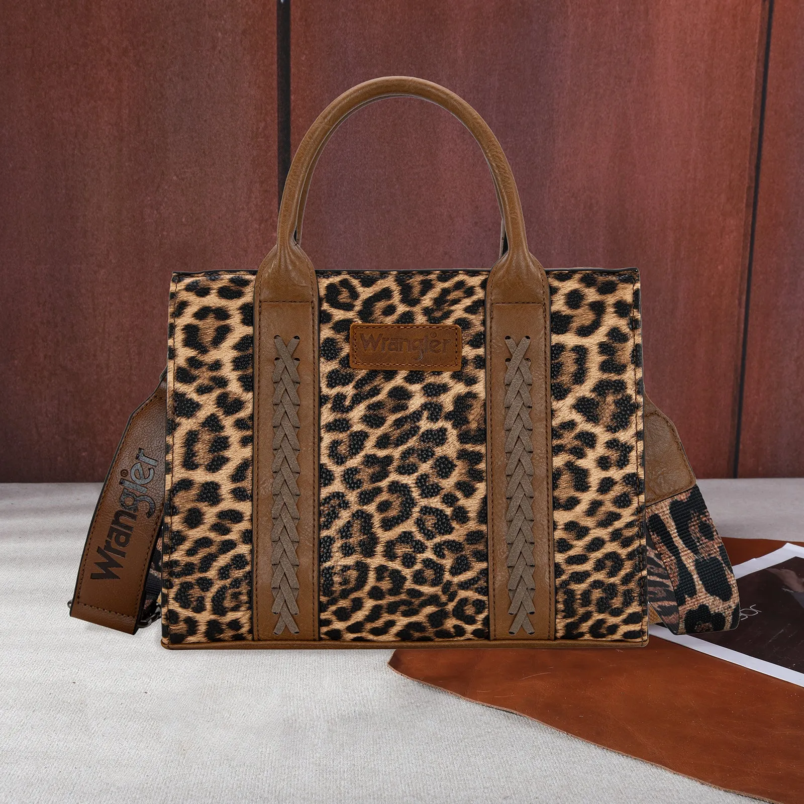 WG70G-8120C  Wrangler Leopard Print Concealed Carry Tote/Crossbody - Leopard