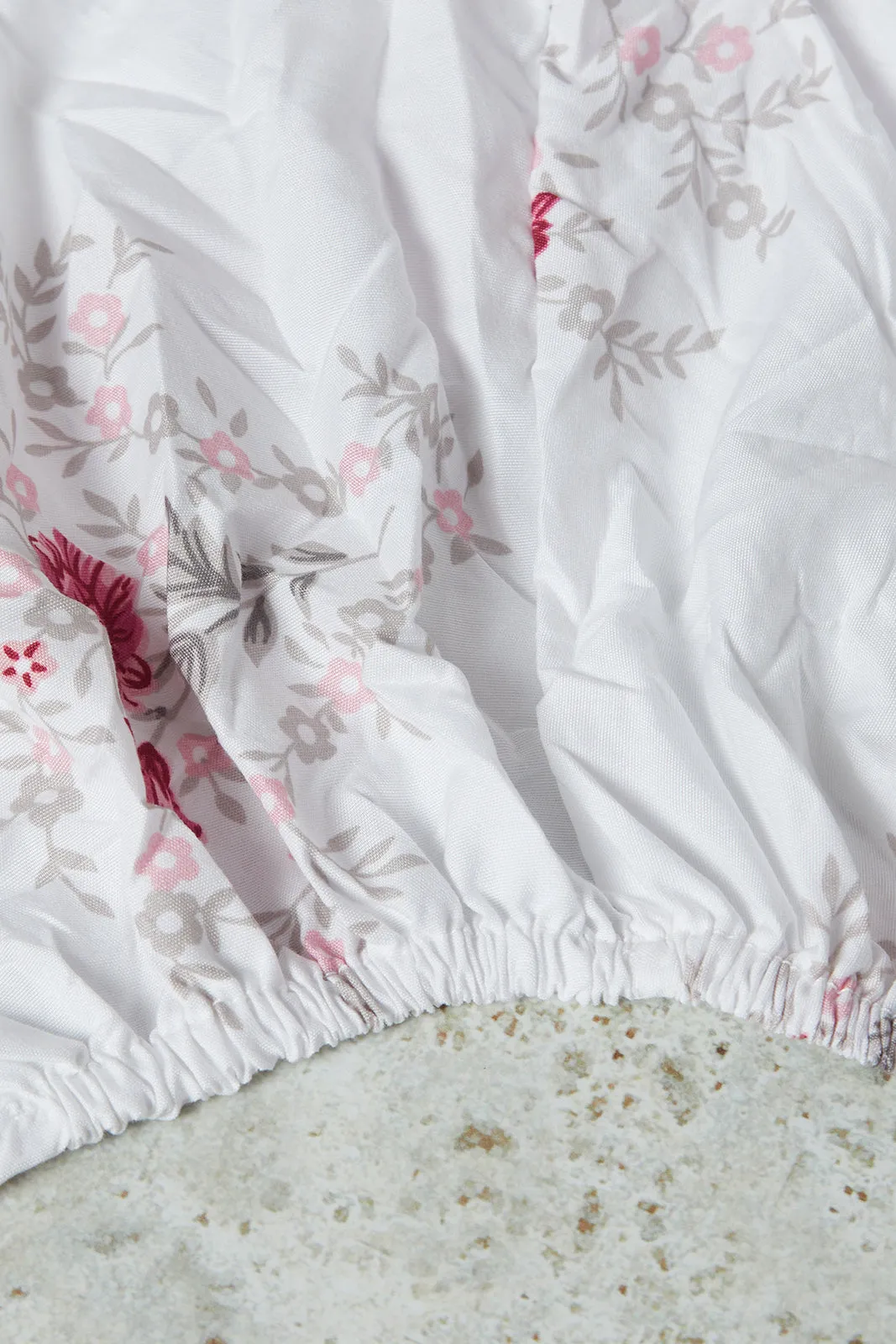 White Floral Printed Fitted Sheet (Single Size)