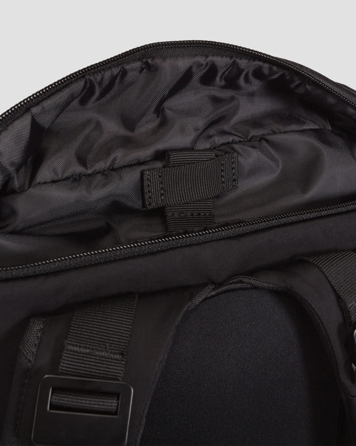Women's black Db Freya Backpack 22L 1000217004901-bo