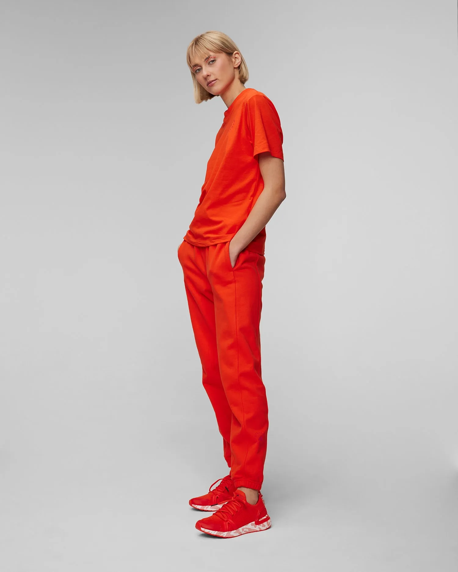 Women's trainers Adidas by Stella McCartney ASMC Ultraboost 20 pomarańczowe if6056-actoraactorawhite