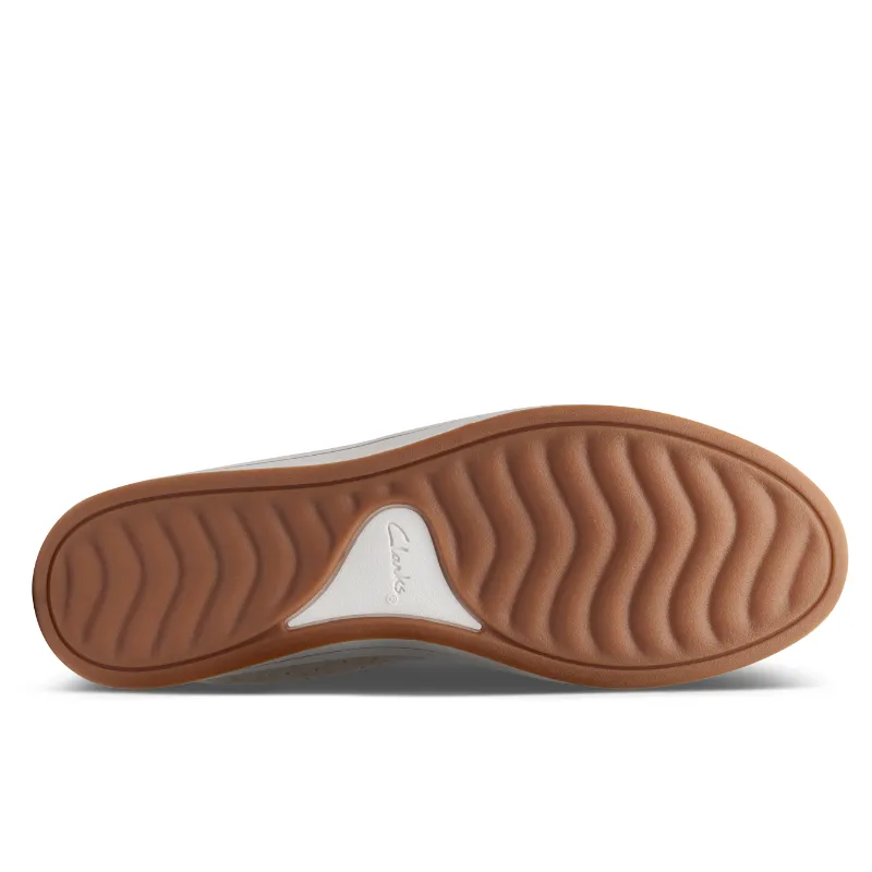 Women’s Clarks Breeze Emily – Light Taupe