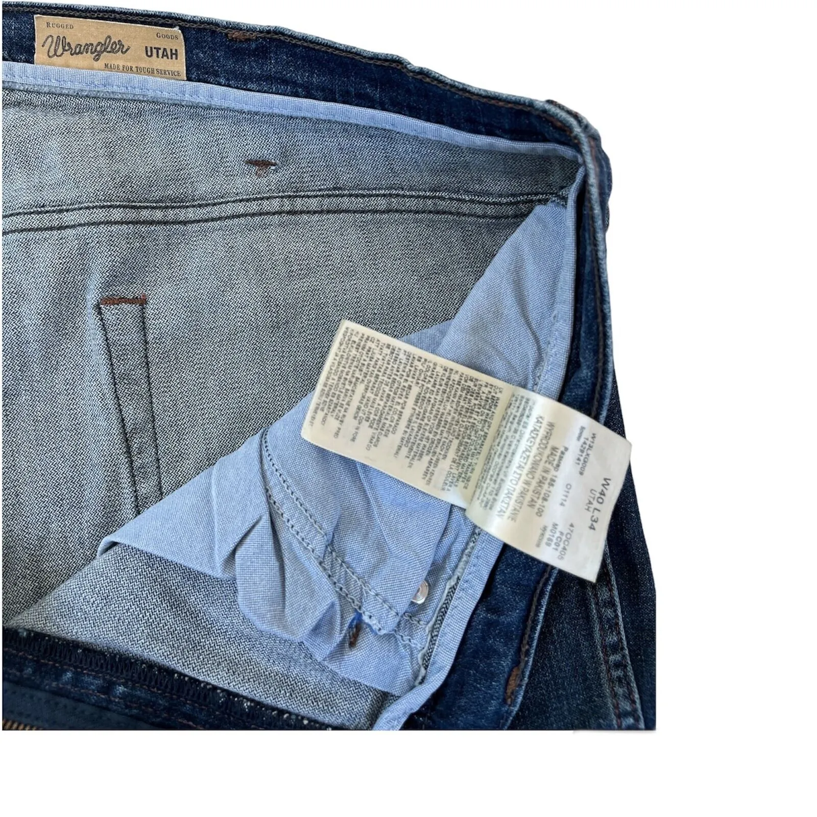 Wrangler Utah Jeans Tapered Leg Vintage Denim Dark Blue W40 L30 - Pepper Tree London