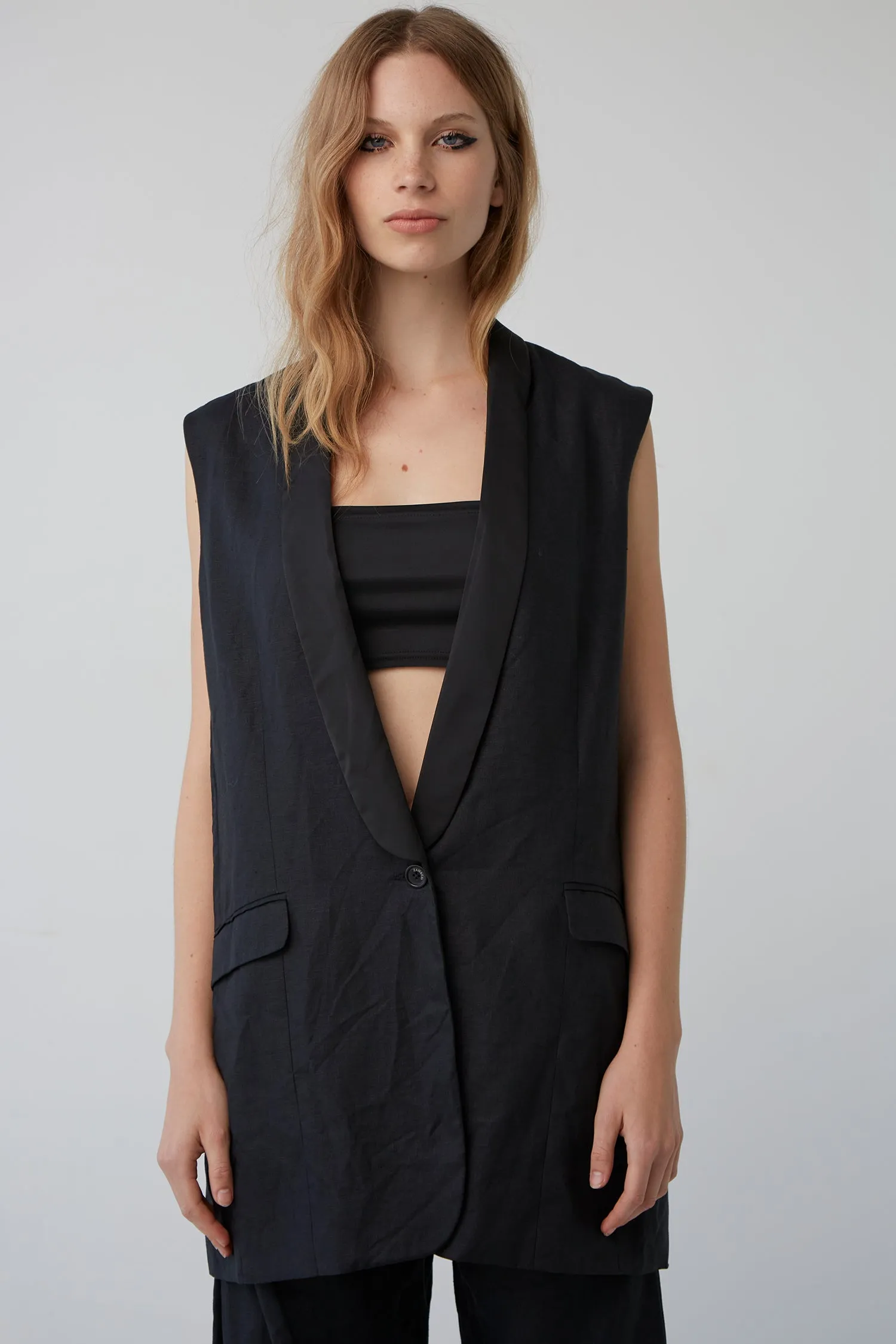 ZAMBESI   TUX VEST IN JET, S24